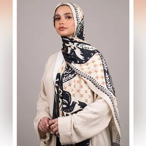 Emma Scarves Qamariyah hijab modal material lightly worn great condition